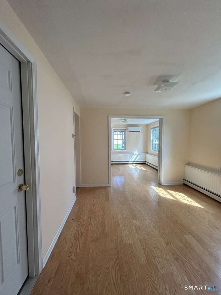 212 Jennings Rd - Photo 3 of 17