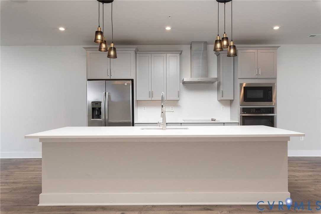 2747 St Elias Dr #B - Photo 5 of 35