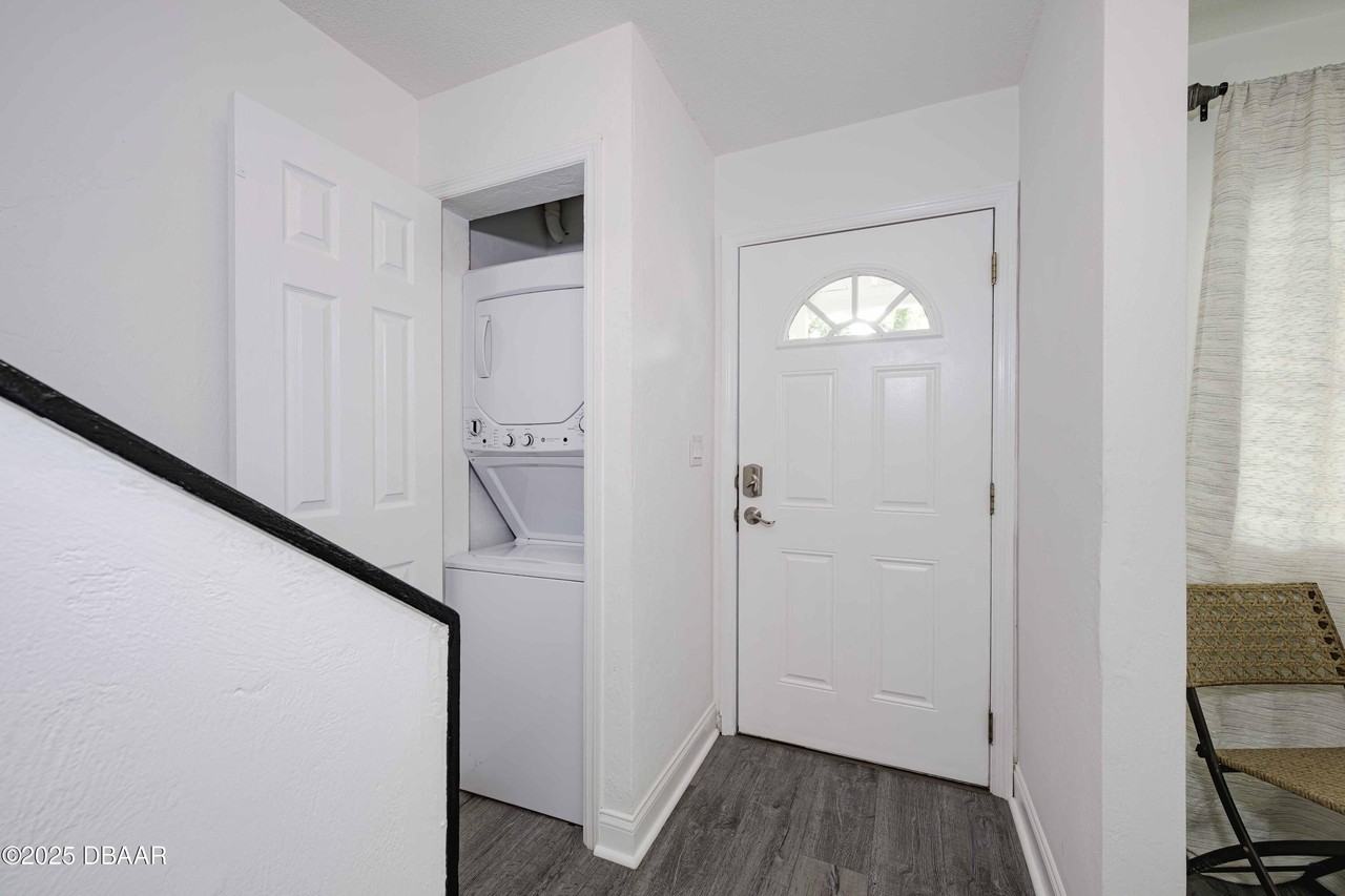 480 Reed Canal Rd #13 - Photo 3 of 16
