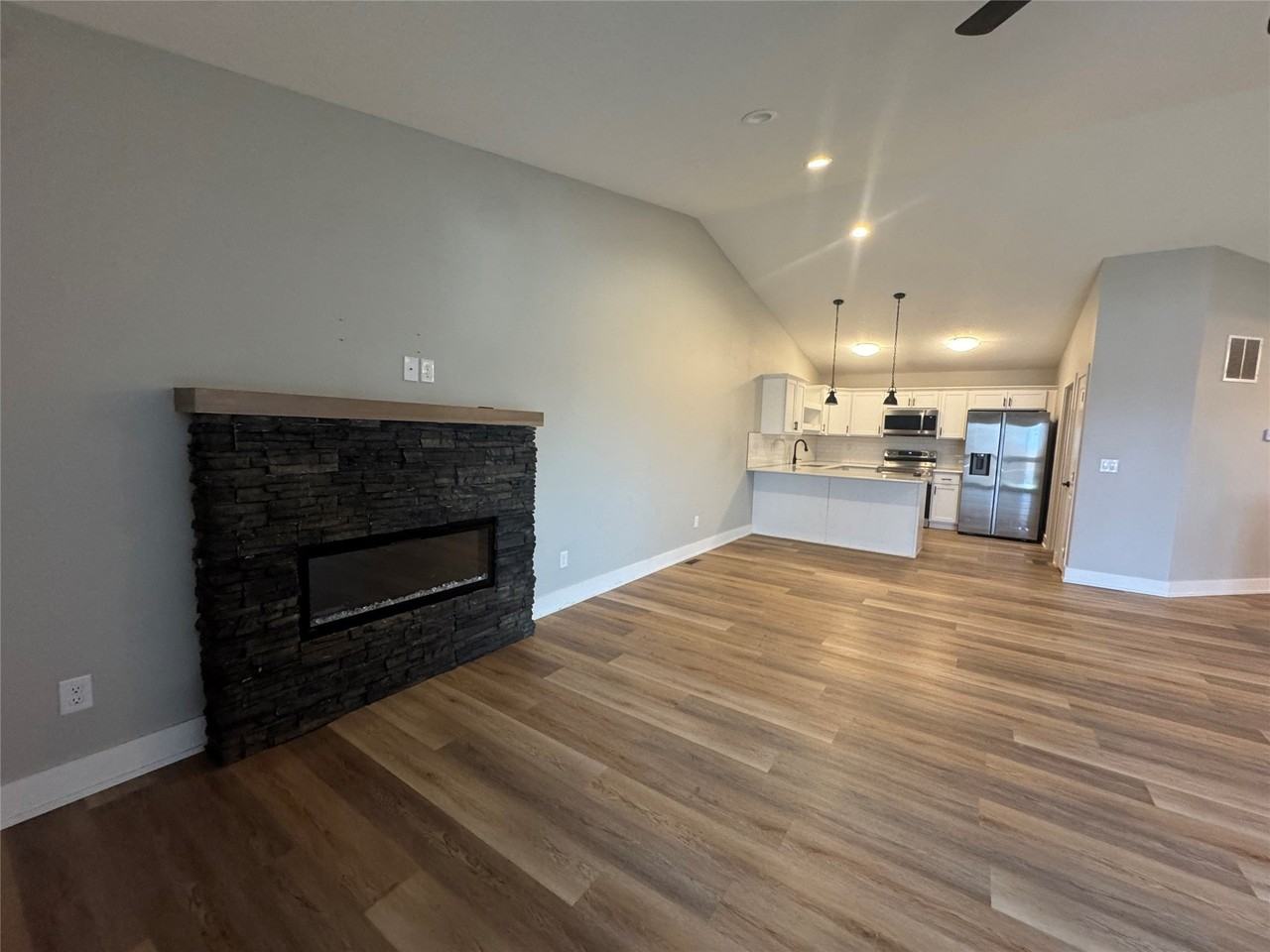 103 N Oak Park Ave #A - Photo 4 of 8