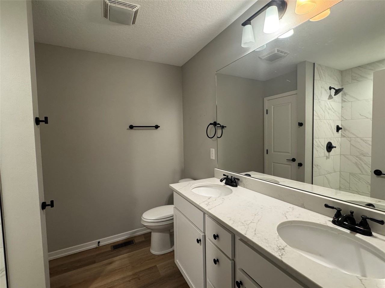 103 N Oak Park Ave #A - Photo 7 of 8