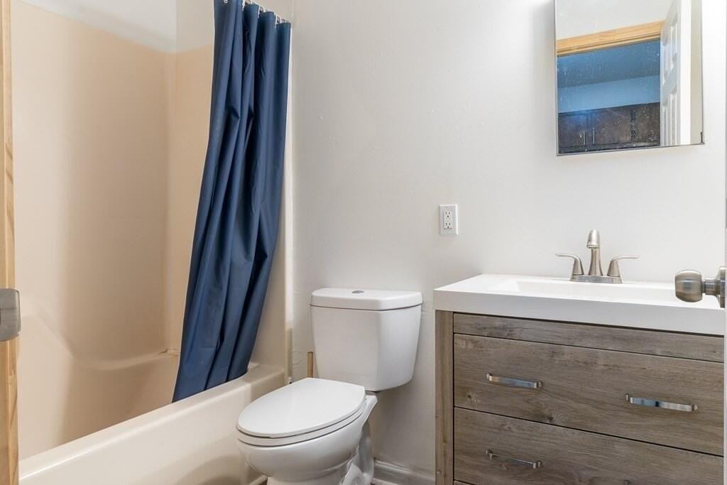 1775 Westside Cir #4 - Photo 7 of 8