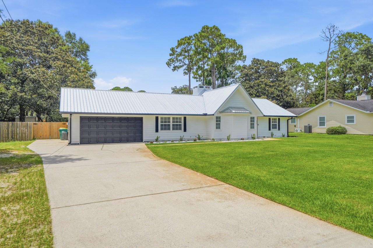 942 Rue De Palms - Photo 2 of 43