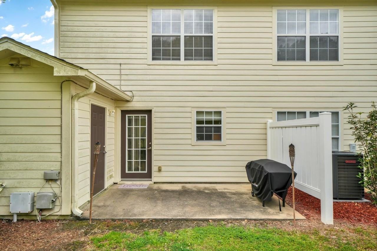 562 Wingspan Way - Photo 5 of 12