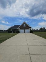 featured image of 389 Ivywood Ln