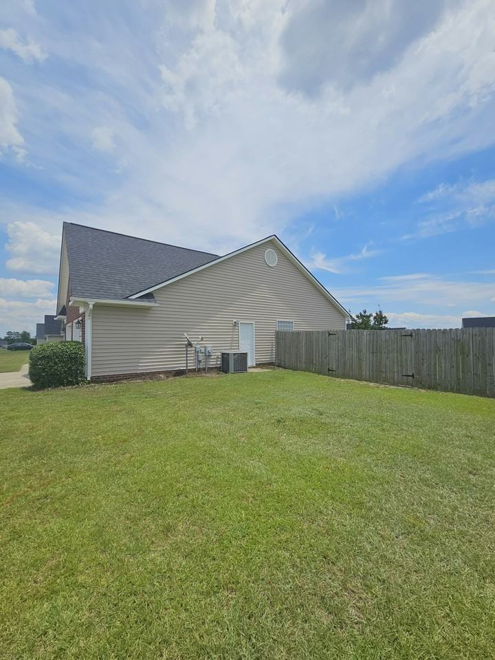 389 Ivywood Lane - Photo 4 of 50