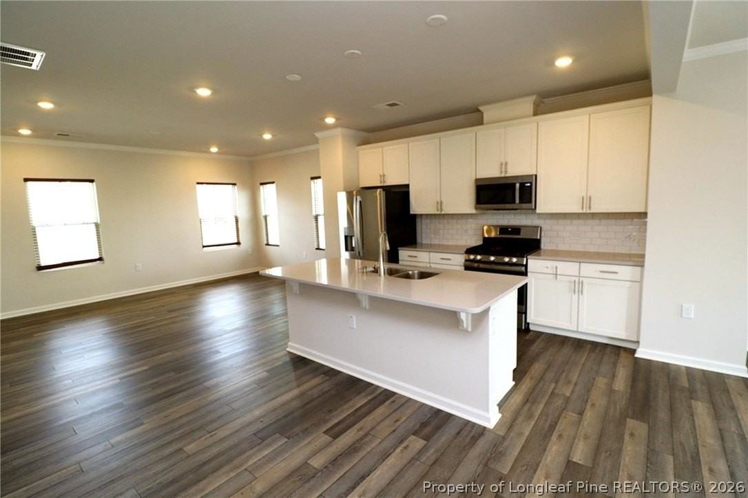 2122 Terrawood Dr #121 - Photo 2 of 33