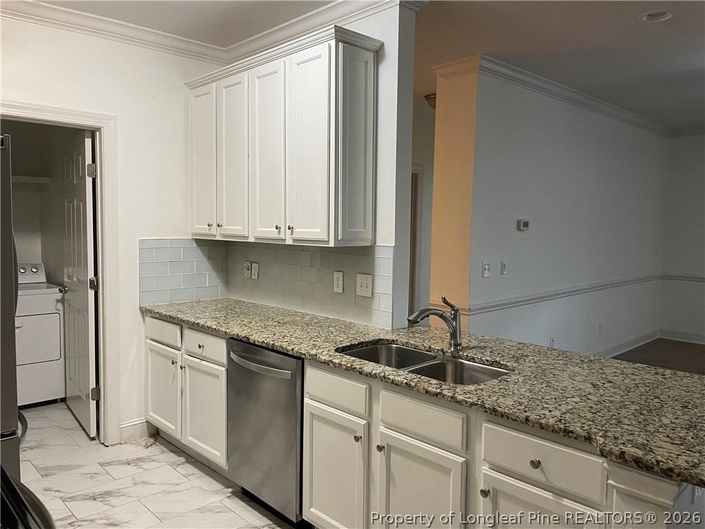 330 Gallery Dr #102 - Photo 5 of 10