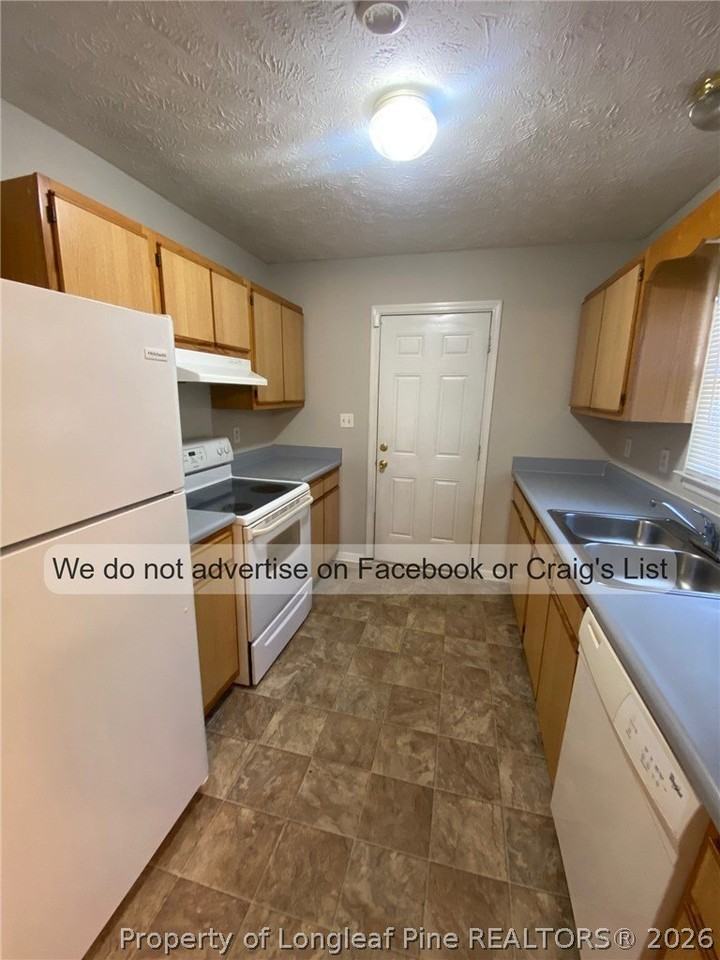 6429 Rhemish Dr - Photo 5 of 13