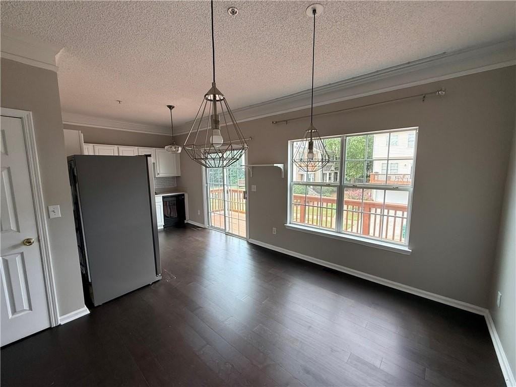 615 Market Place Ln - Photo 7 of 33