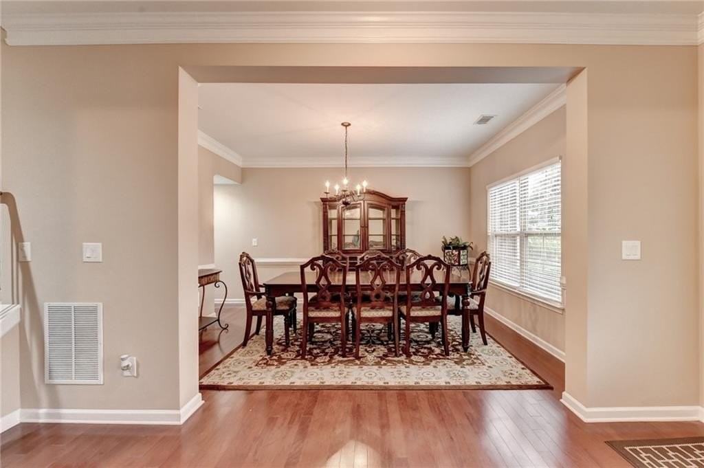 4228 Woods Creek Ln - Photo 7 of 50