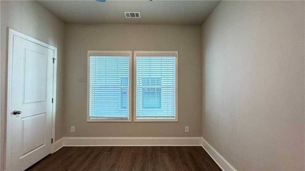 13040 Deerfield Pkwy - Photo 4 of 26