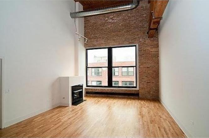 2303 S Michigan Ave, Unit 502 - Photo 4 of 10