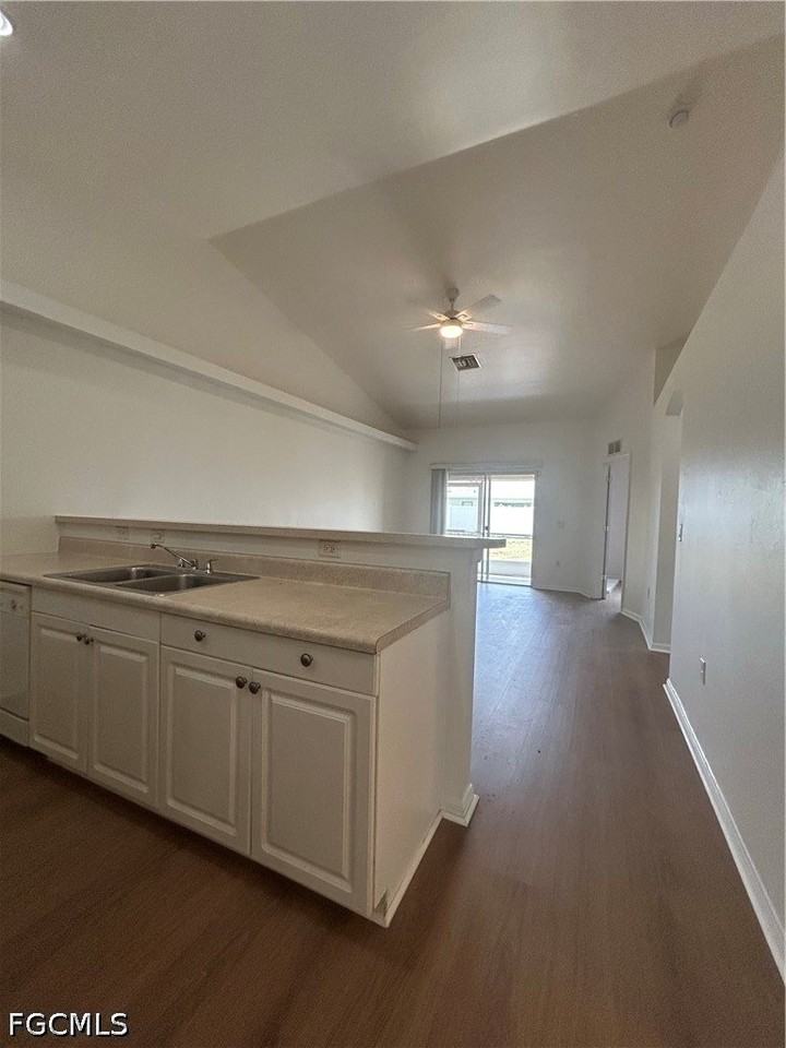 3301 Skyline Blvd #3301 - Photo 4 of 14