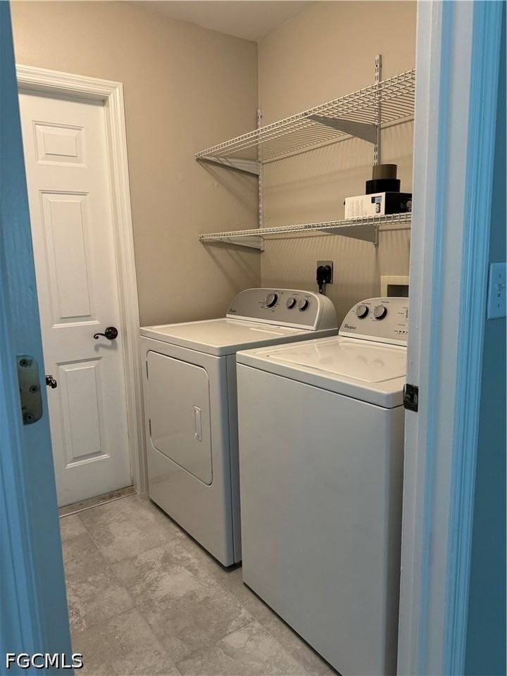 3716 Sw 15th Pl - Photo 5 of 26
