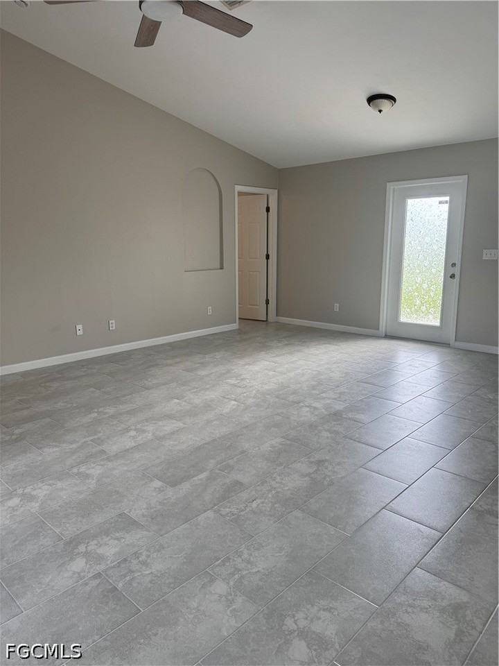 3716 Sw 15th Pl - Photo 7 of 26