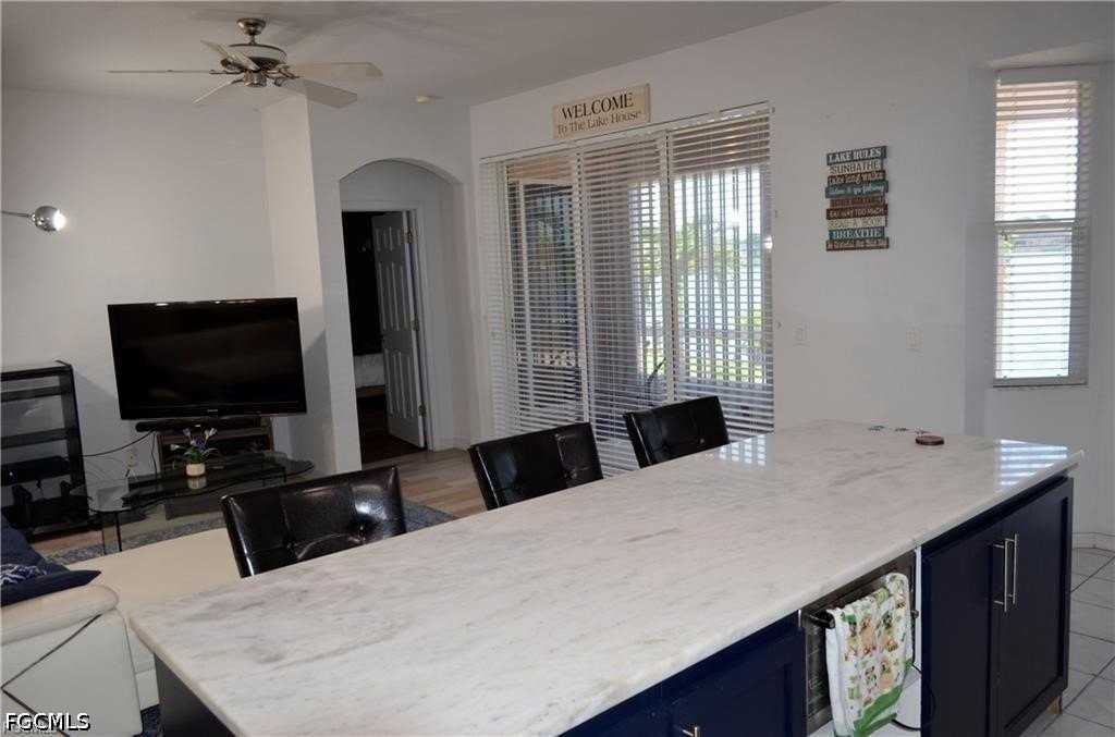 1702 Emerald Cove Dr - Photo 4 of 21