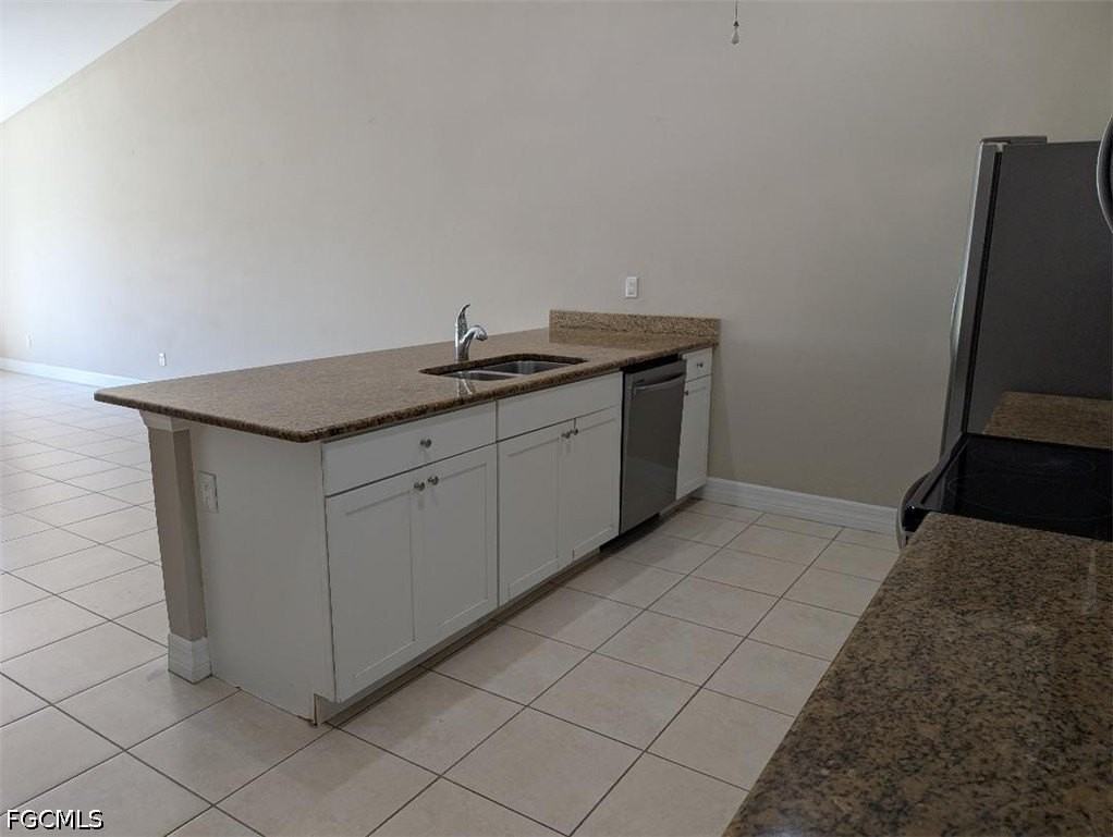 4407 Sw 8th Ct - Photo 4 of 11