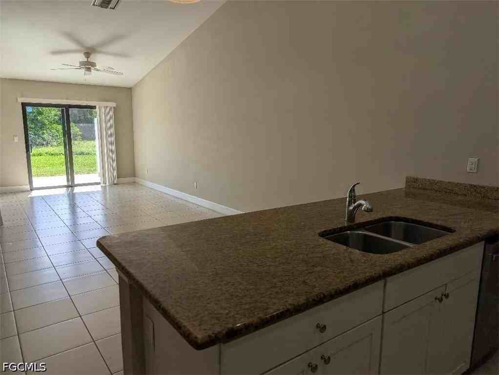 4407 Sw 8th Ct - Photo 5 of 11