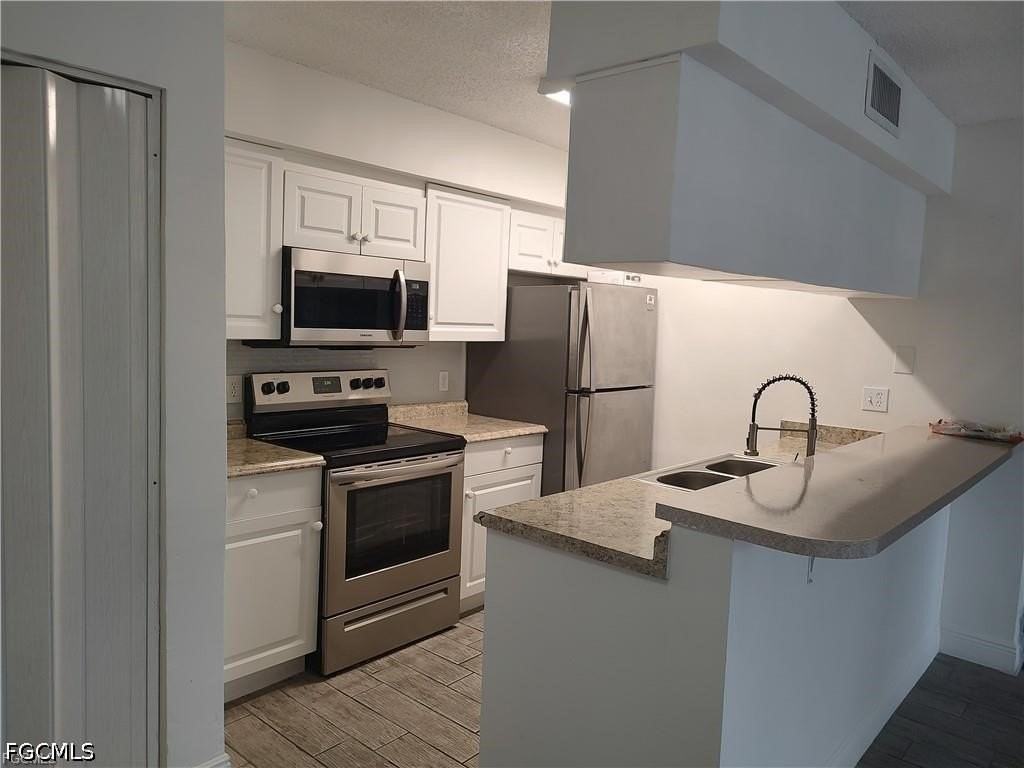 5311 Summerlin Rd #1109 - Photo 2 of 8