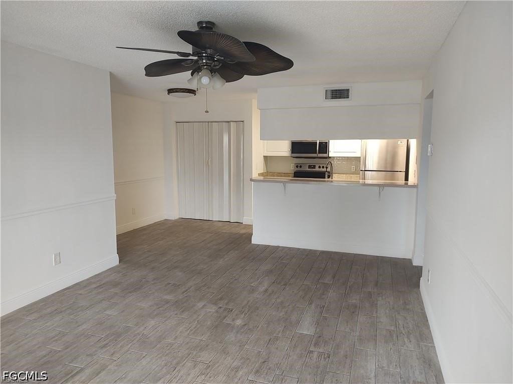 5311 Summerlin Rd #1109 - Photo 3 of 8