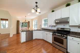 5 Hansom Rd - Photo 1 of 1