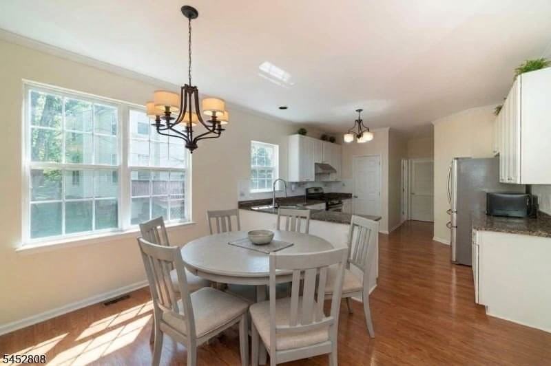 5 Hansom Rd - Photo 3 of 43