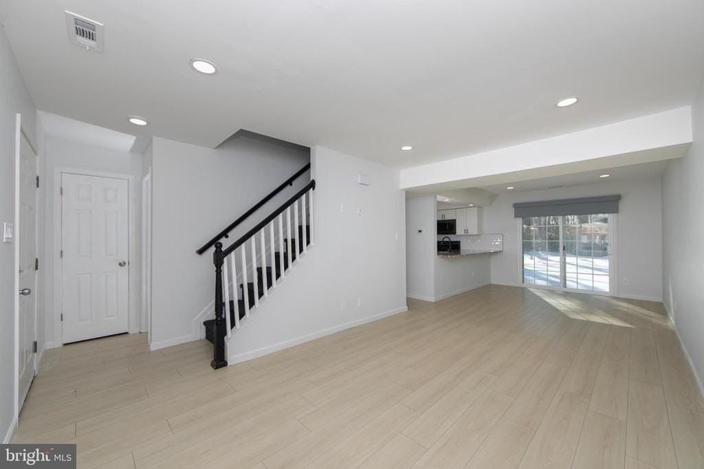 37 James Run - Photo 4 of 31