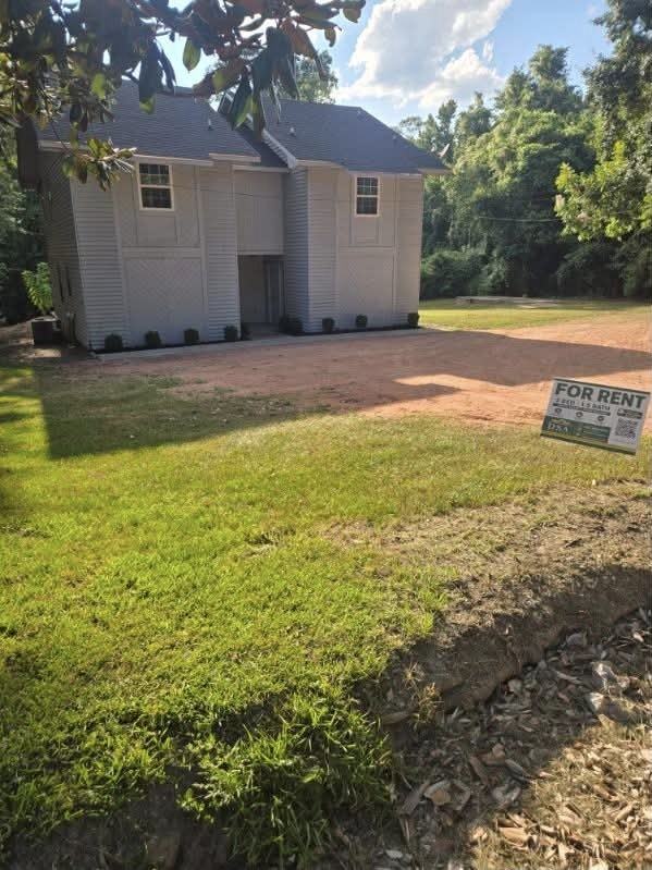203 Natchez St N, Unit B - Photo 2 of 33