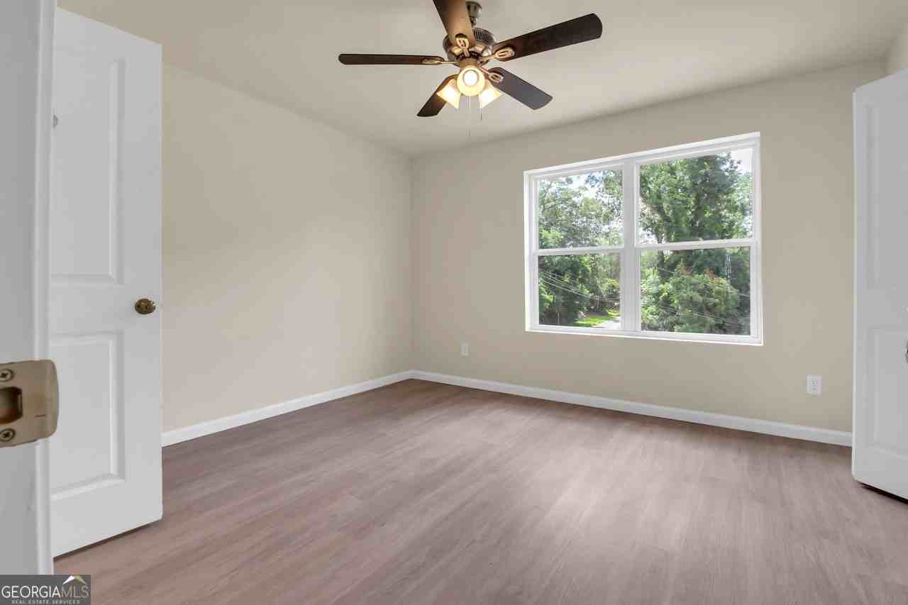 50 S Jackson St #602 - Photo 4 of 16