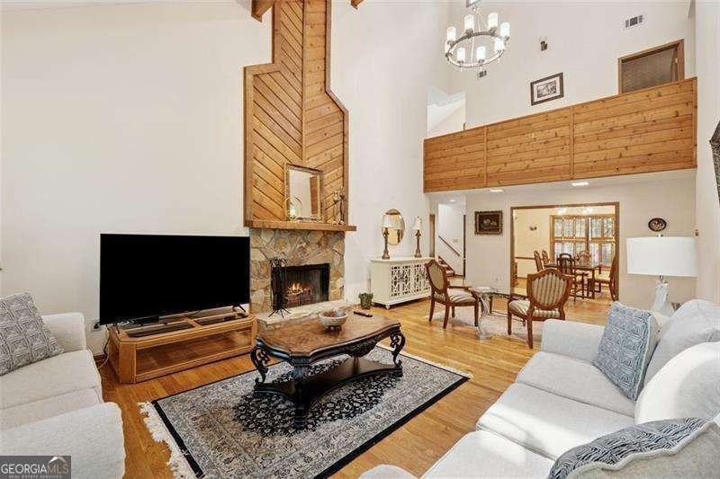 3655 Winters Hill Dr - Photo 4 of 24
