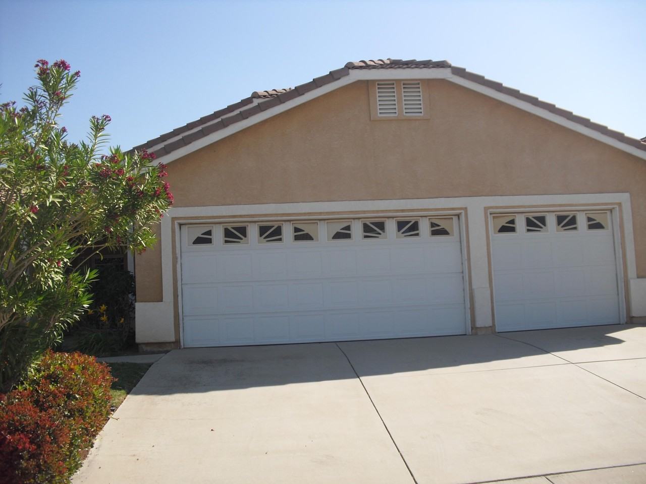 4209 Grandview Dr - Photo 2 of 24