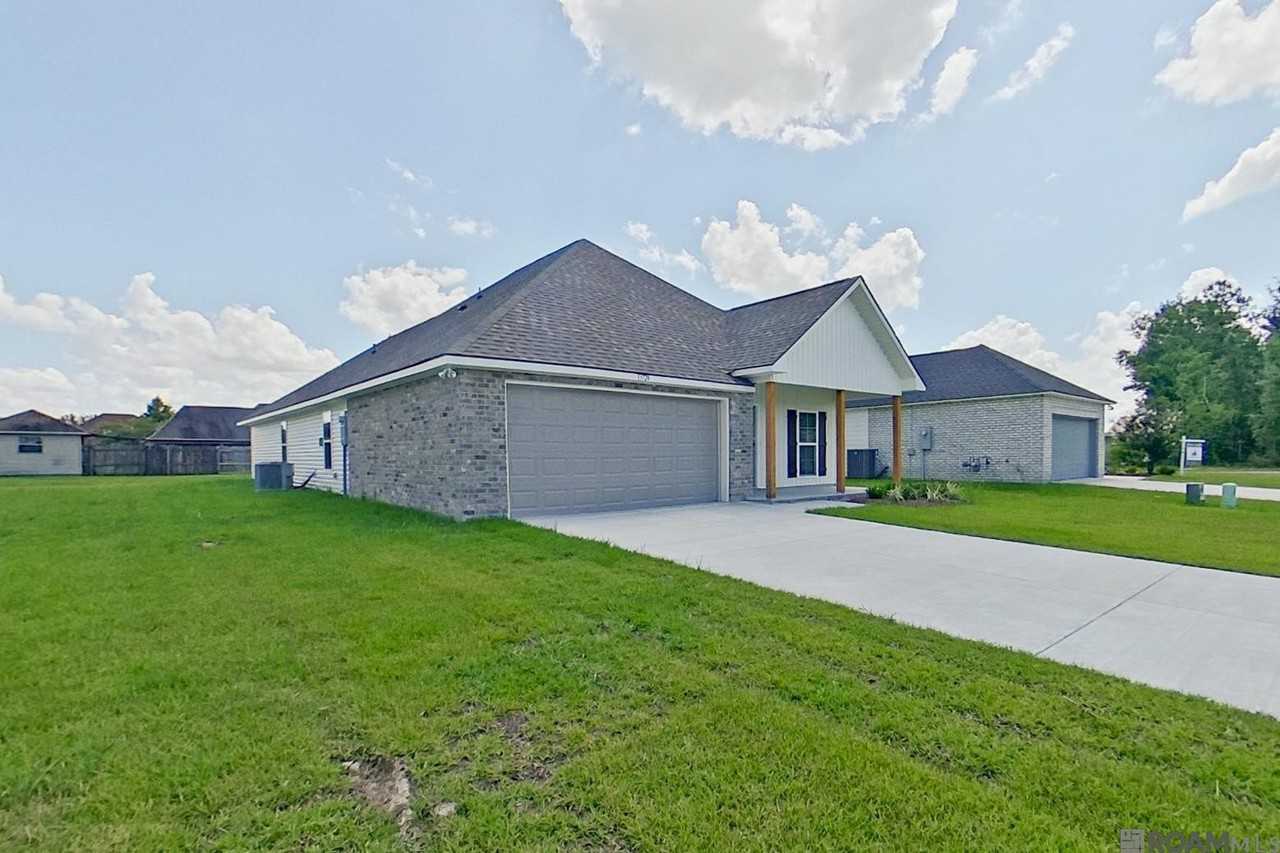 13724 Willowmore Dr - Photo 2 of 24