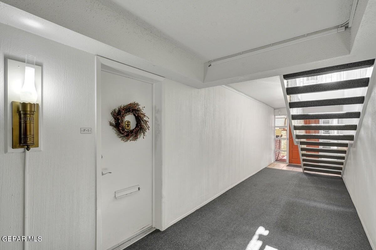 252 Shadow Mountain Dr #F1 - Photo 4 of 45