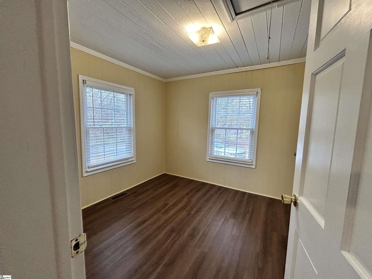 1189 Beech Springs Rd - Photo 5 of 8