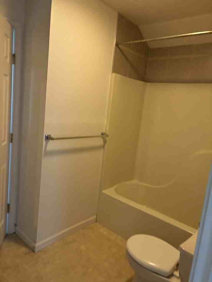 108 Glen Combe Circle - Photo 7 of 9