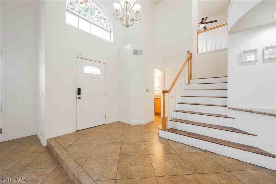 7628 Spruce Run Ct - Photo 4 of 50