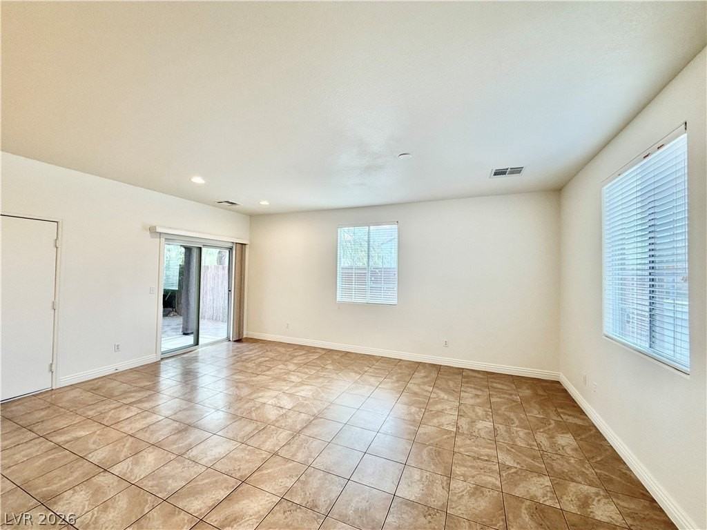 9797 Hanover Grove Ave - Photo 3 of 33