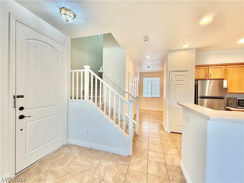 9797 Hanover Grove Ave - Photo 6 of 33