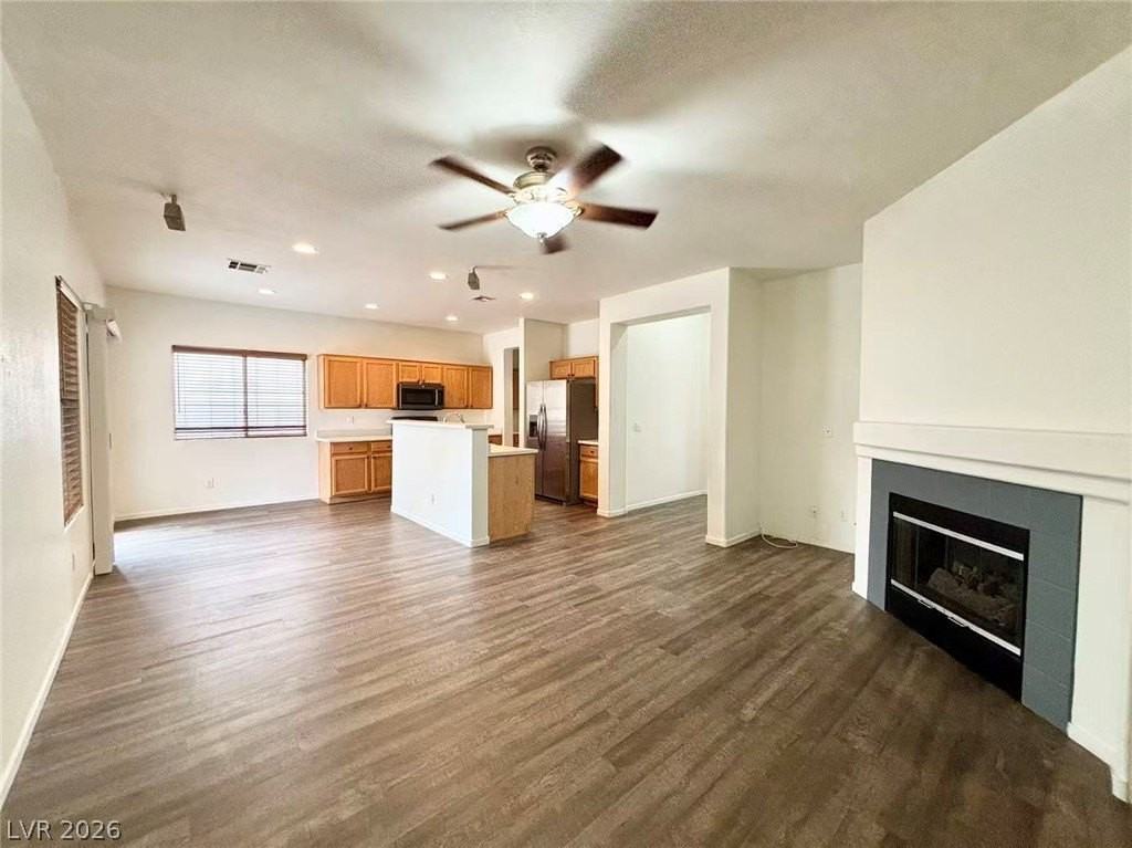 1626 W Hammer Ln - Photo 7 of 20