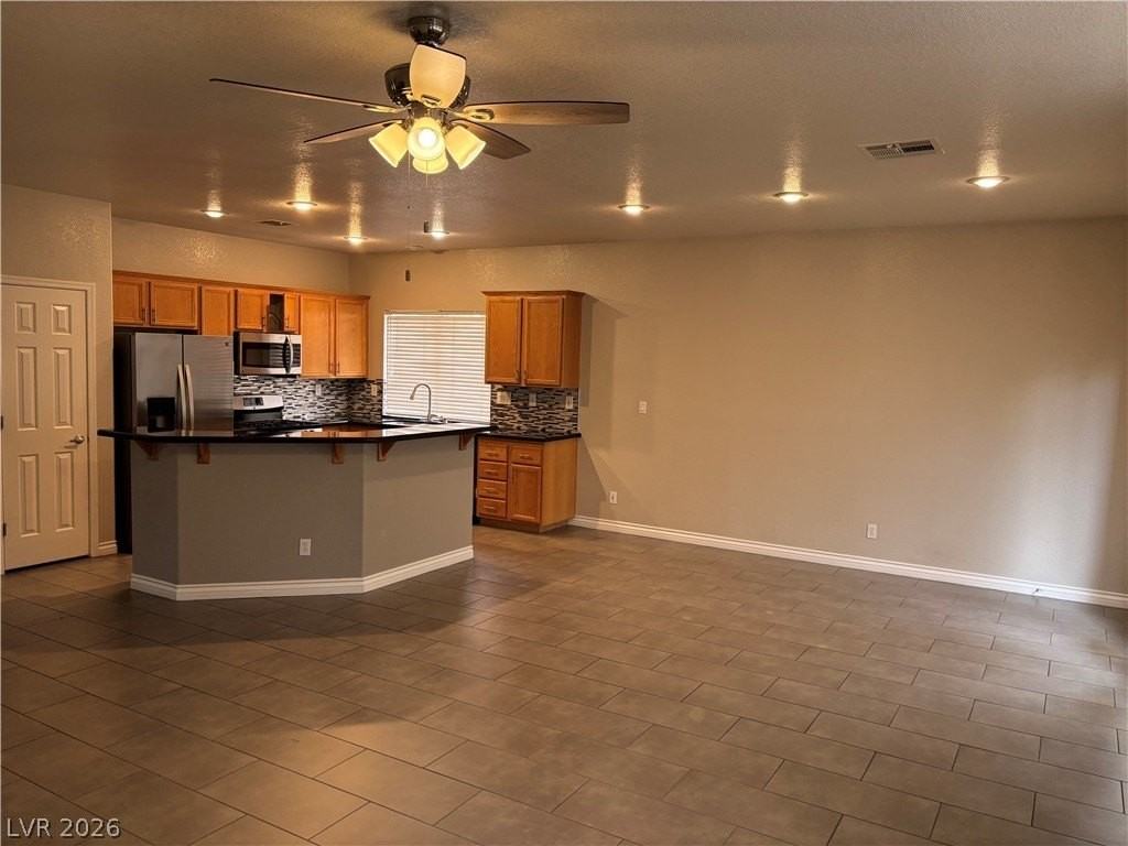 10628 Olivebranch Ave - Photo 6 of 18