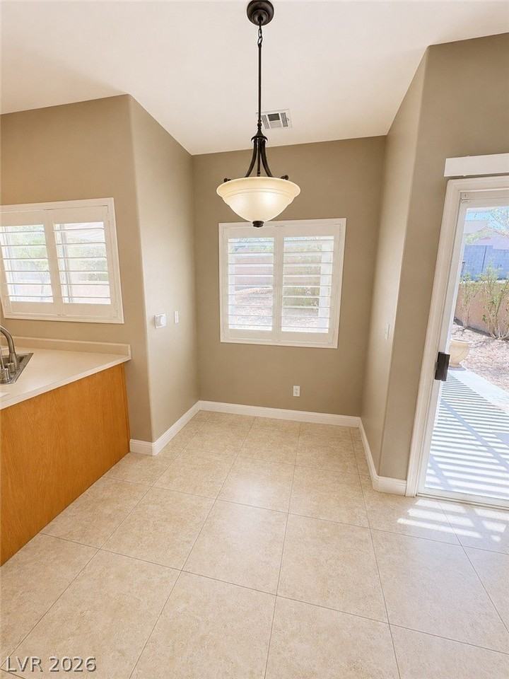 3177 Dusty Moon Ave - Photo 4 of 10