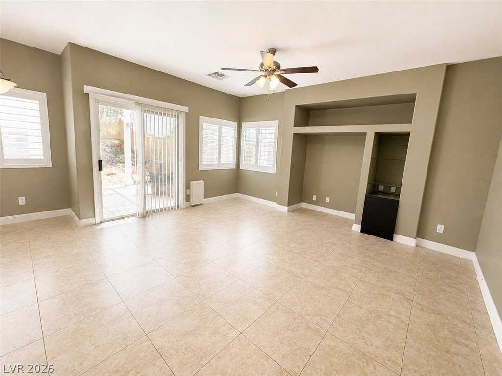 3177 Dusty Moon Ave - Photo 5 of 10