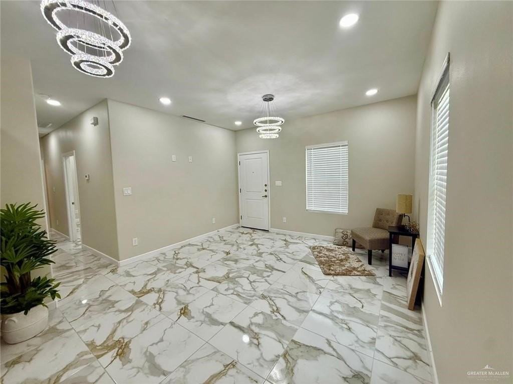 501 N Onyx Ave #1 - Photo 3 of 12