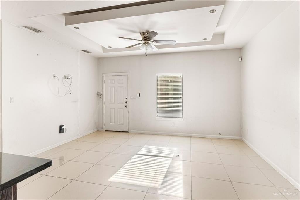 1707 W Smith Dr #4 - Photo 5 of 13