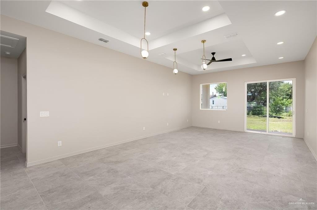 425 S 12th St - Photo 4 of 19
