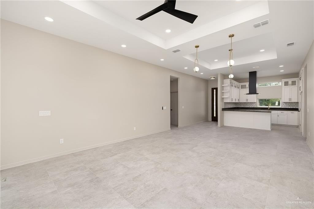 425 S 12th St - Photo 6 of 19