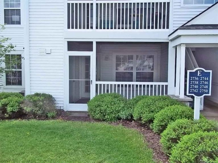 2736 S Knightsbridge Cir - Photo 2 of 20