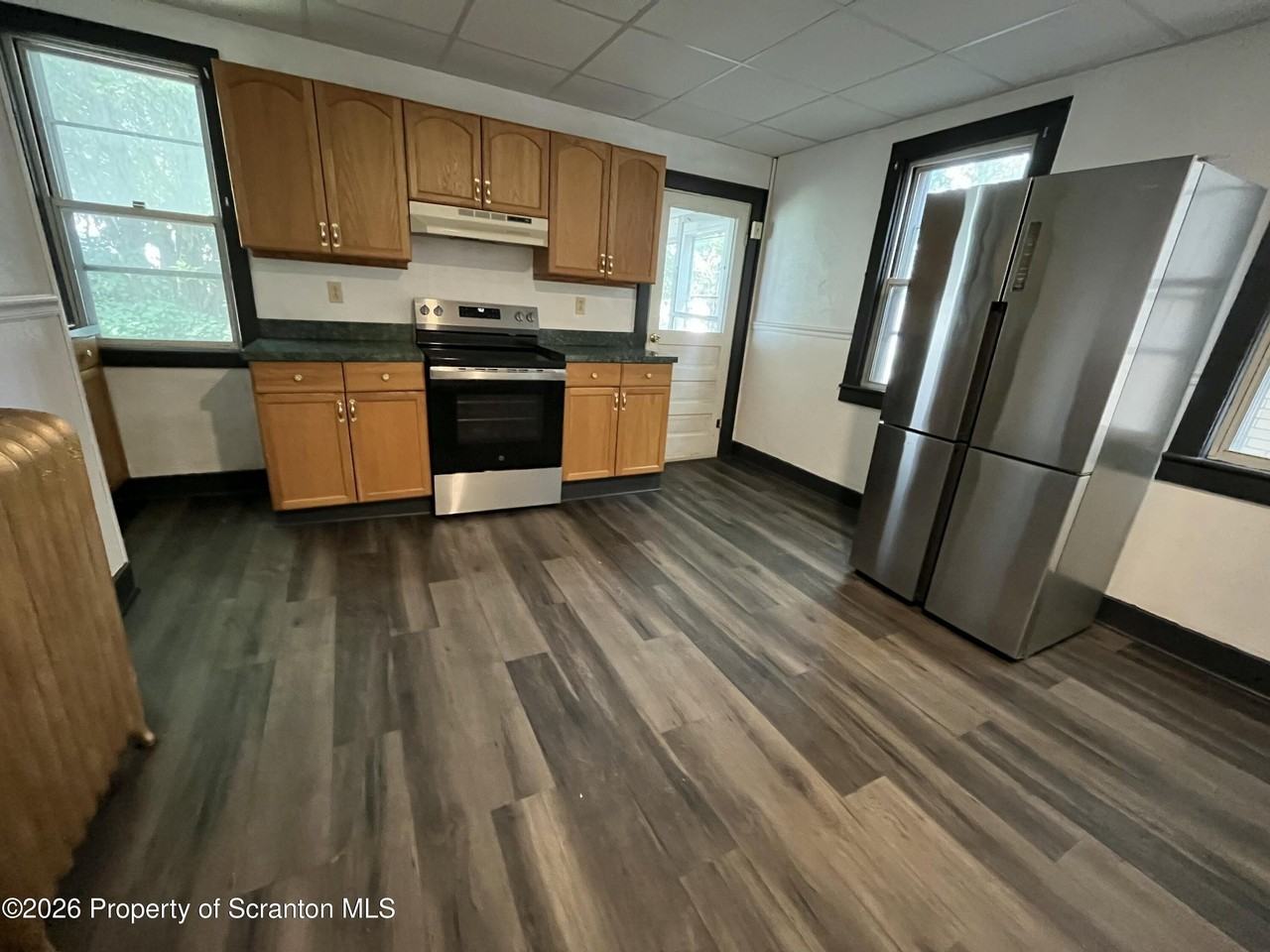 226 Union St - Photo 7 of 17