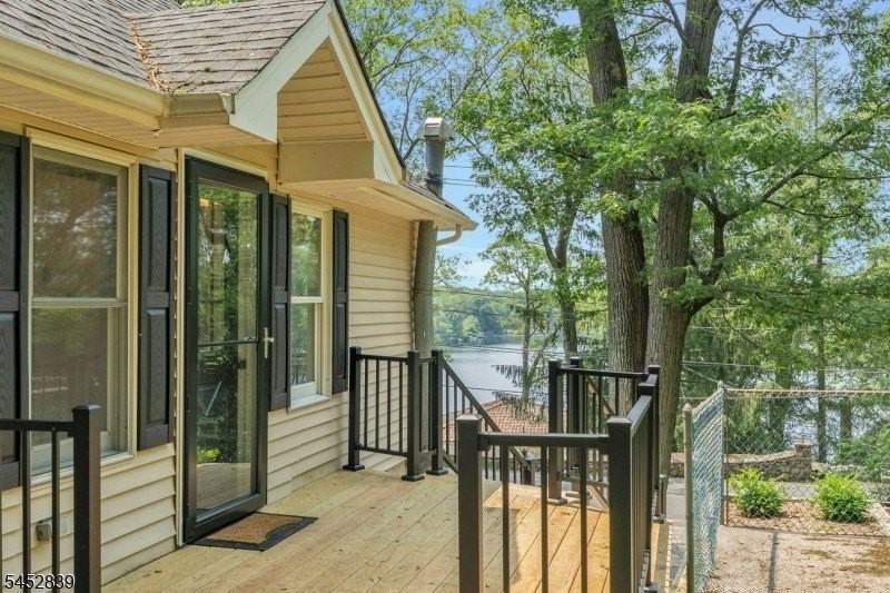 358 Lakeview Ave - Photo 2 of 45